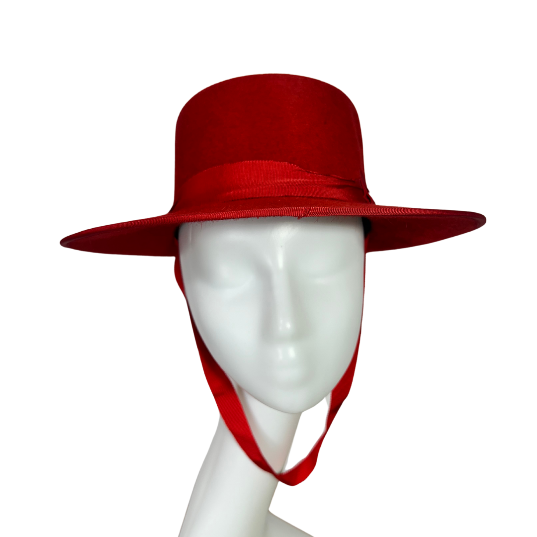 Red traditional Spanish equestrian hat - M