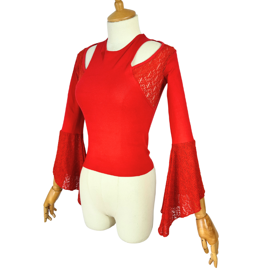 Red cut out bellsleeve top - S