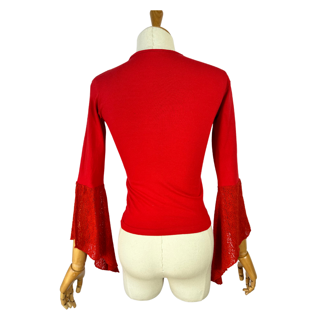 Red cut out bellsleeve top - S
