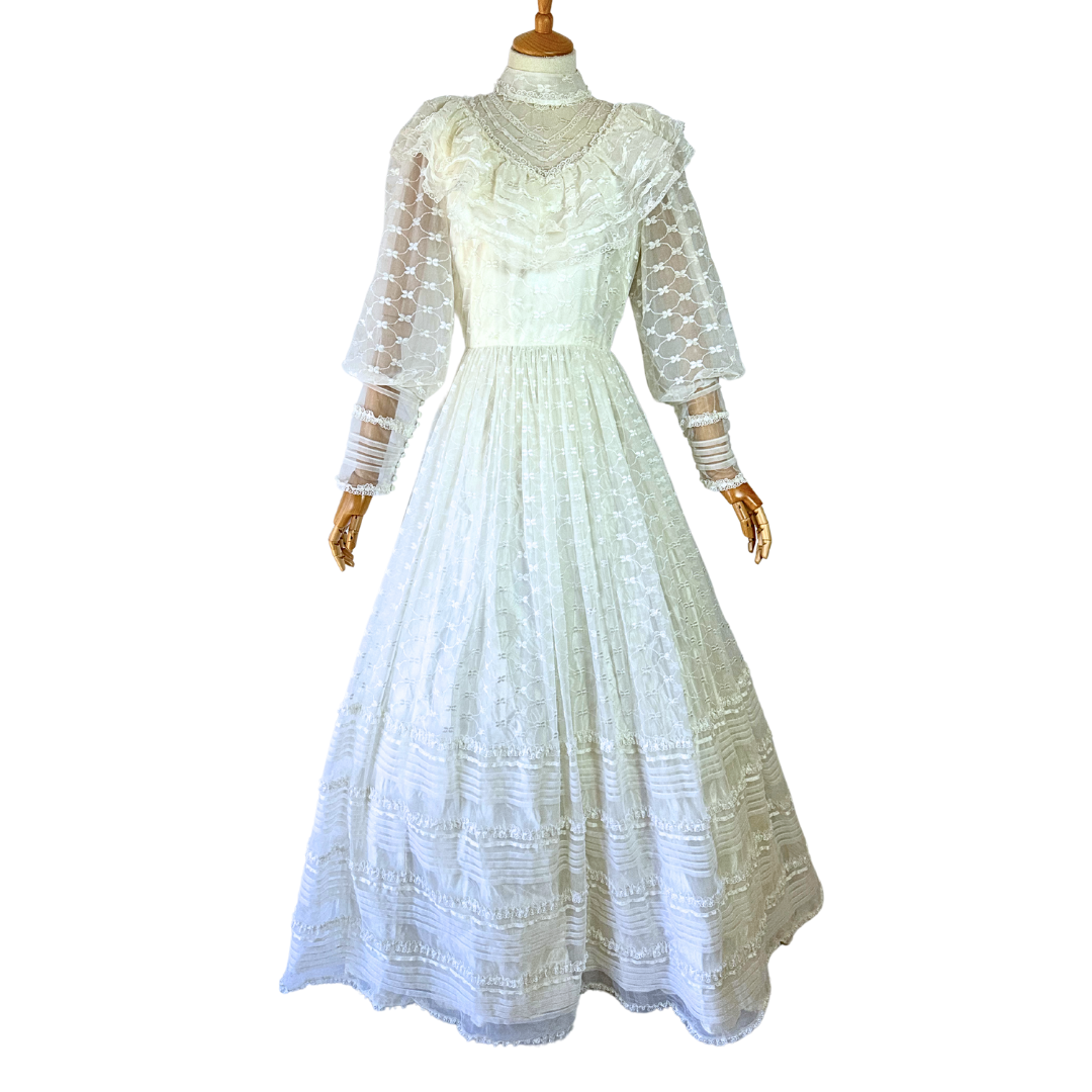 70s Vintage Wedding Dress - S