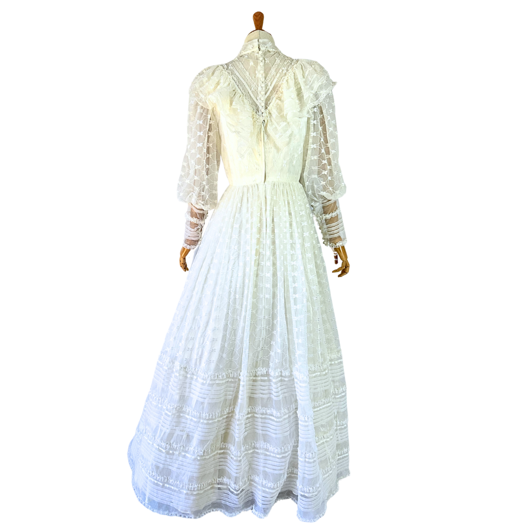 70s Vintage Wedding Dress - S
