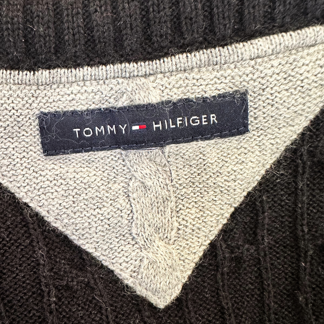 Tommy Hilfiger off the shoulder cable knit jersey - M