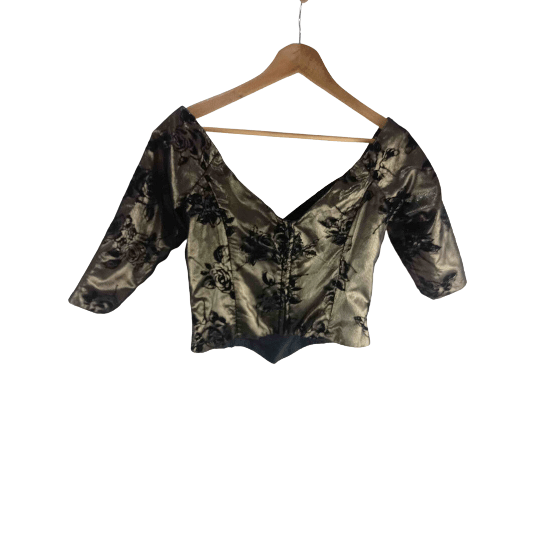 Off-the-shoulder floral design cropped top - L
