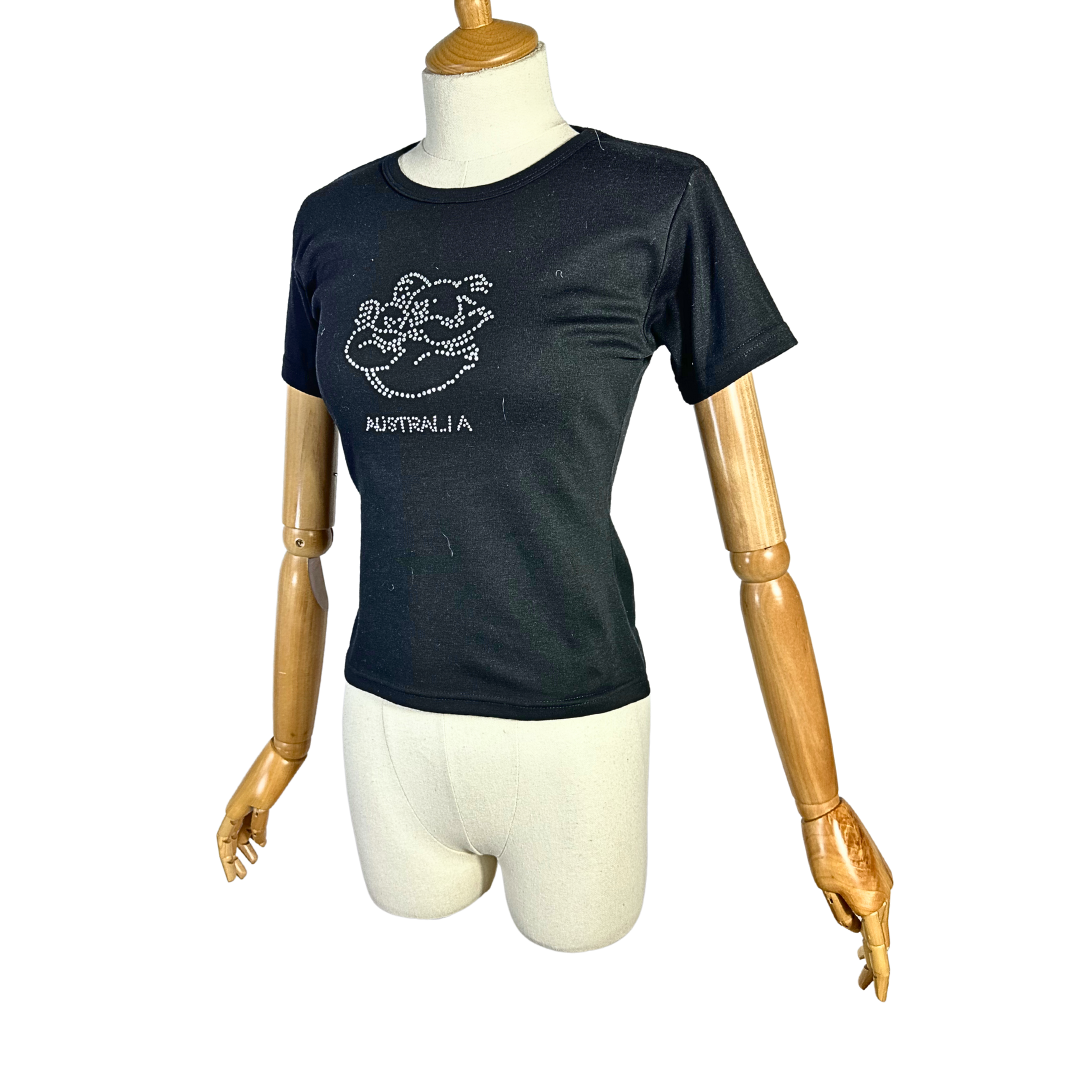 Black 90s Australia baby tee - M