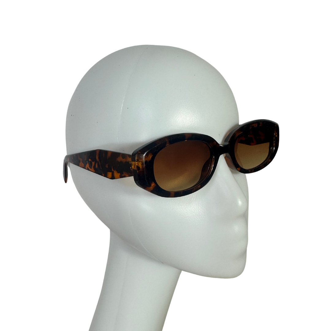 Brown tortoiseshell oval sunglasses