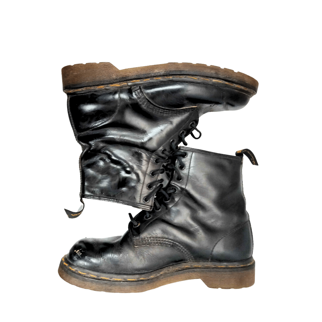Leather Dr. Martens lace-up boots - UK 6 (Free Delivery)