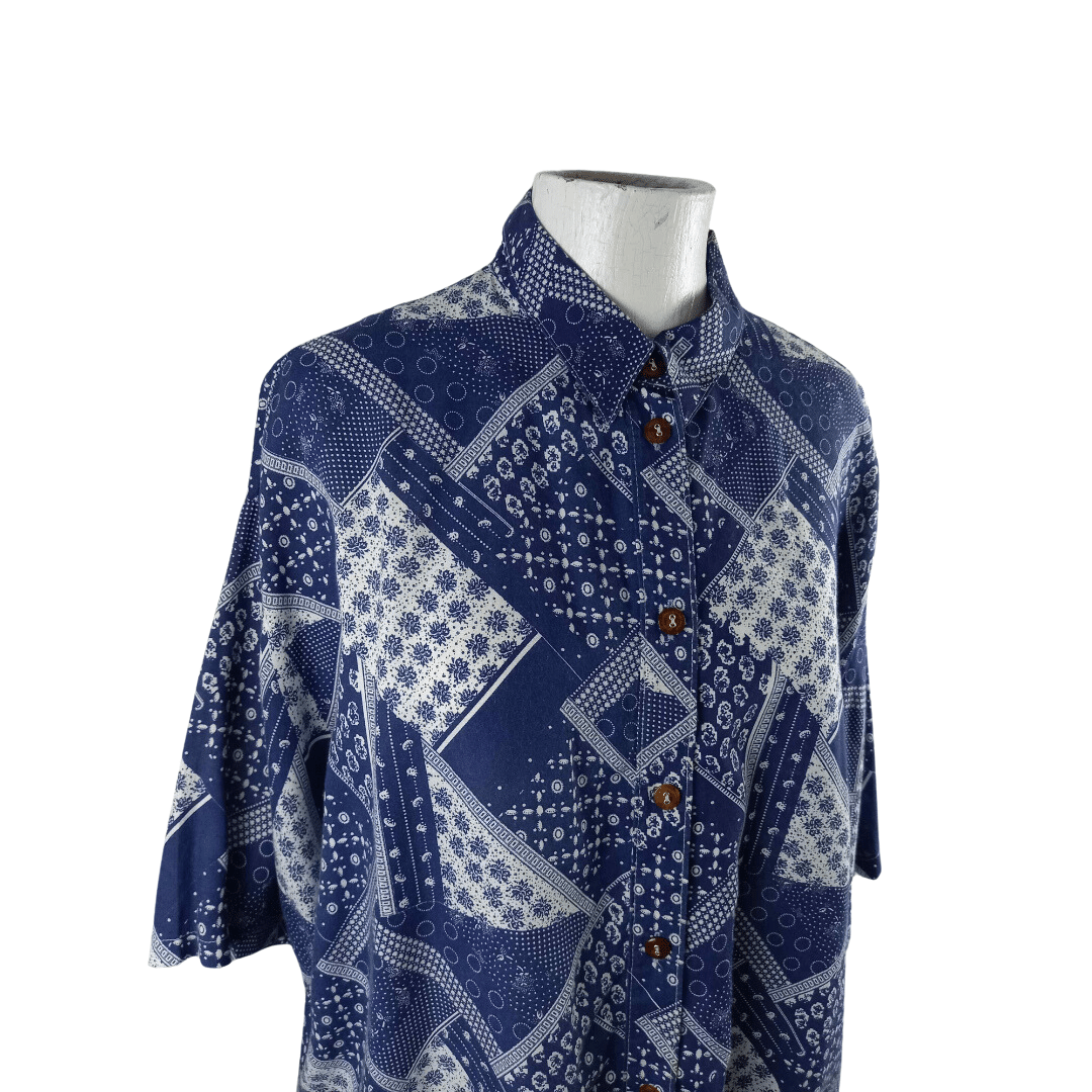 Printed shortsleeve vintage shirt - M