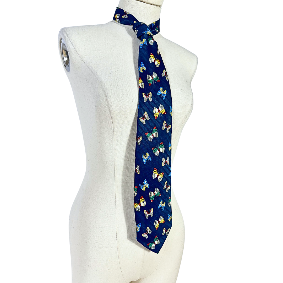 Vintage butterfly print necktie