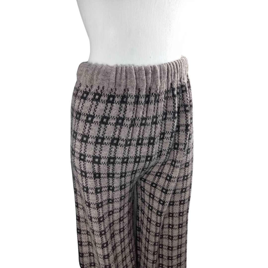 Checkered knitted high-waisted pants - S/M