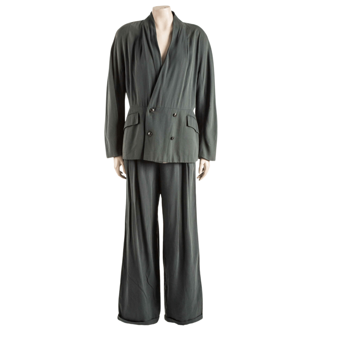 Max Mara Italian-made suit - L (Free Delivery)
