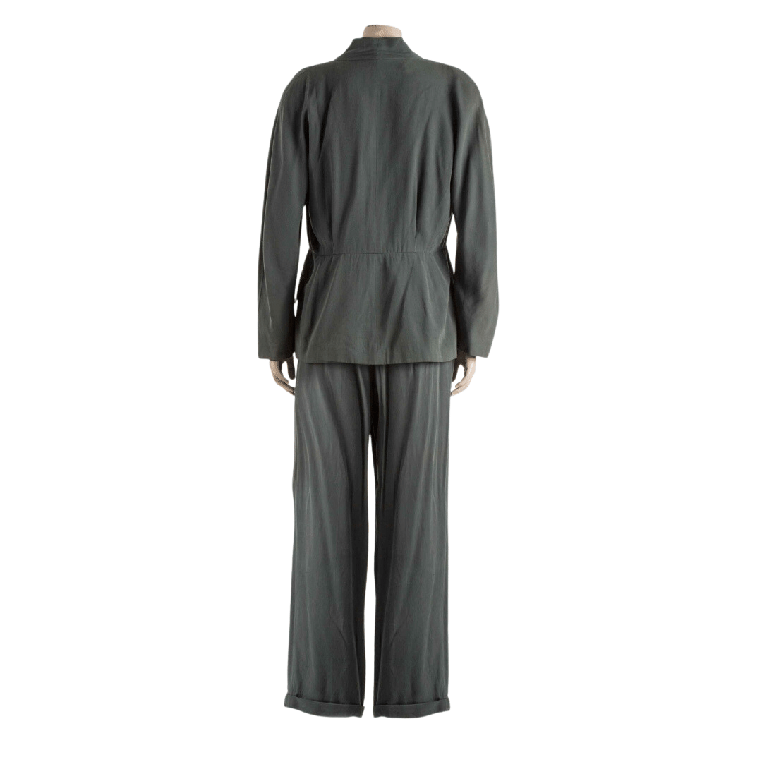 Max Mara Italian-made suit - L (Free Delivery)