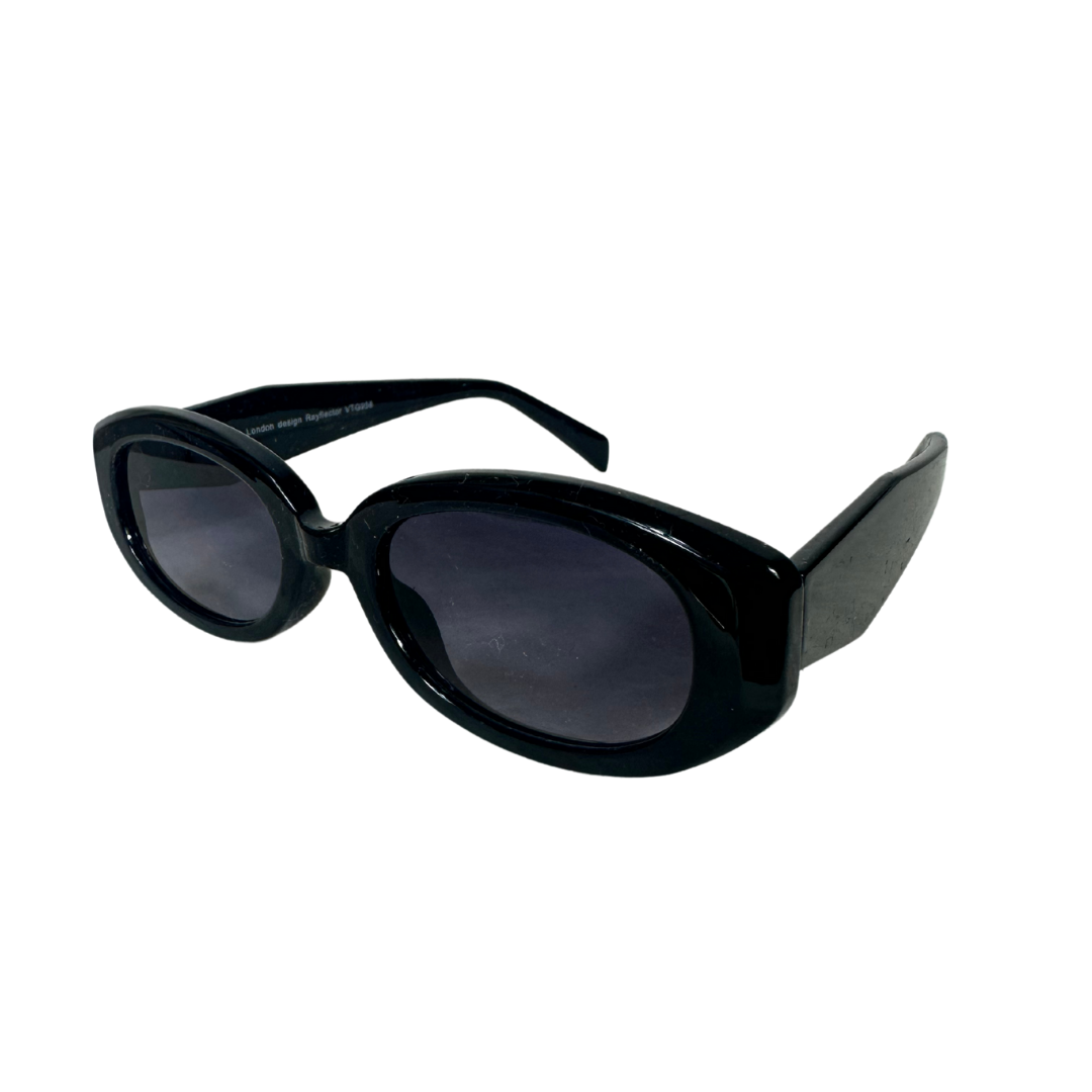 Black oval sunglasses