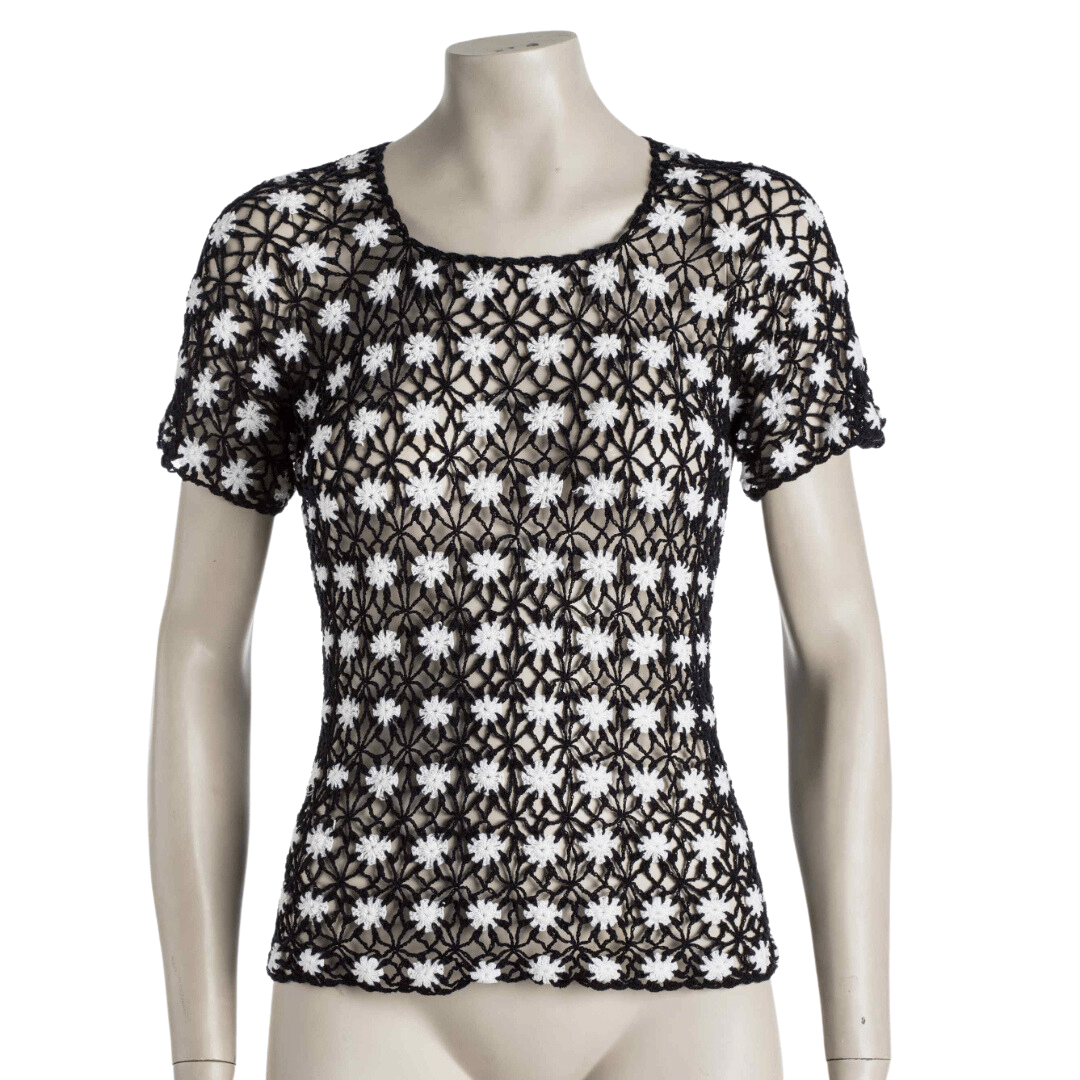 Daisy pattern knit top - M