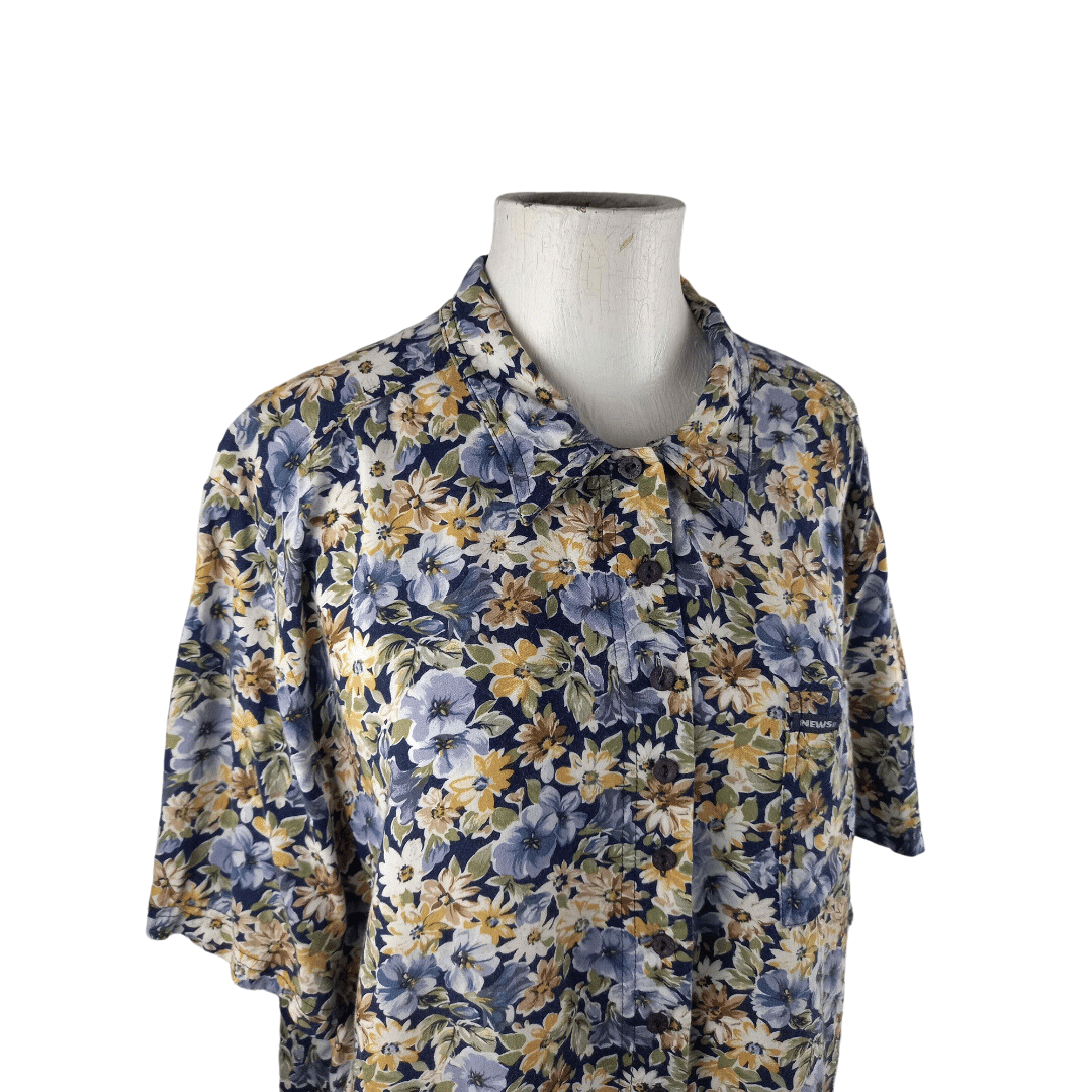 Vintage floral shortsleeve shirt - M
