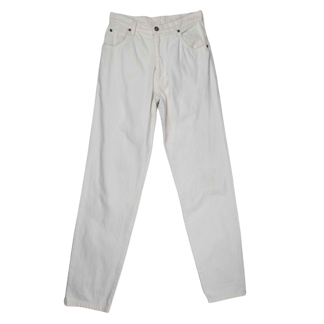 White 90's high waisted jeans- M