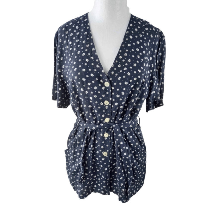 Button up flower pattern top- medium