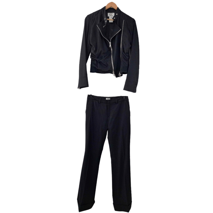 GF Ferre suit- M