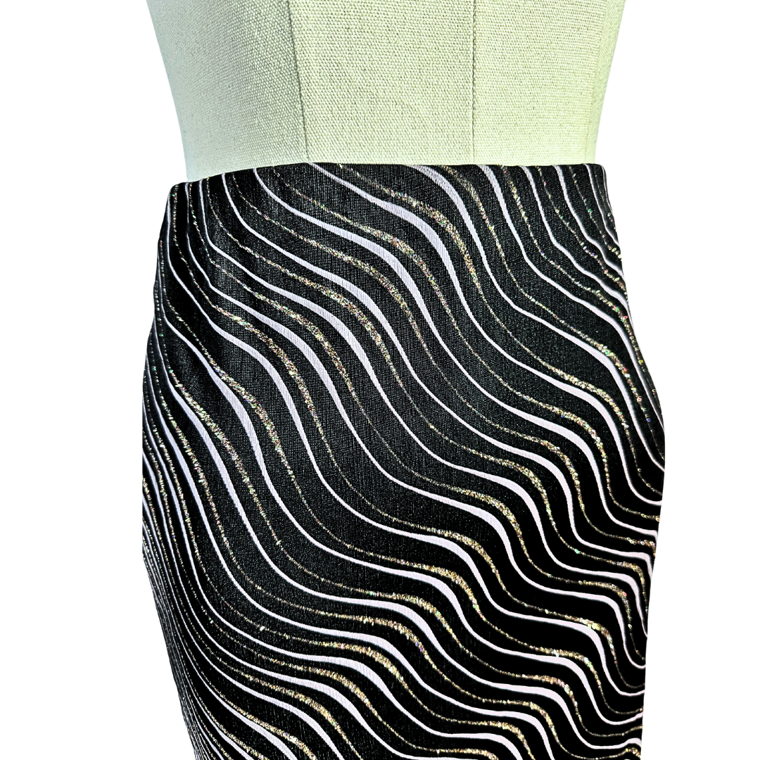 Glittery spiral pattern skirt - S