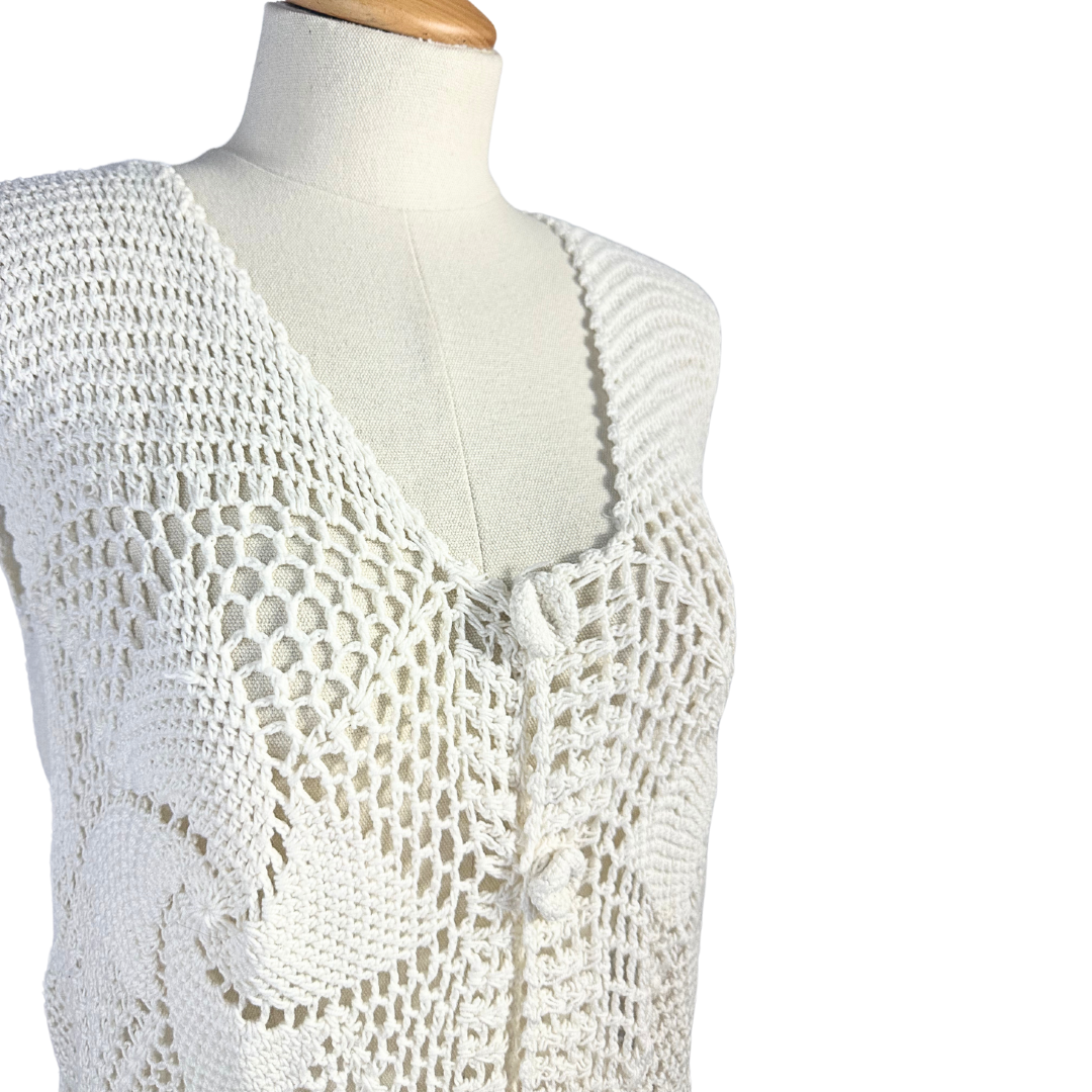 White boho crochet button down vest - M