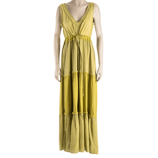 Vneck sleeveless tiered maxi dress - L