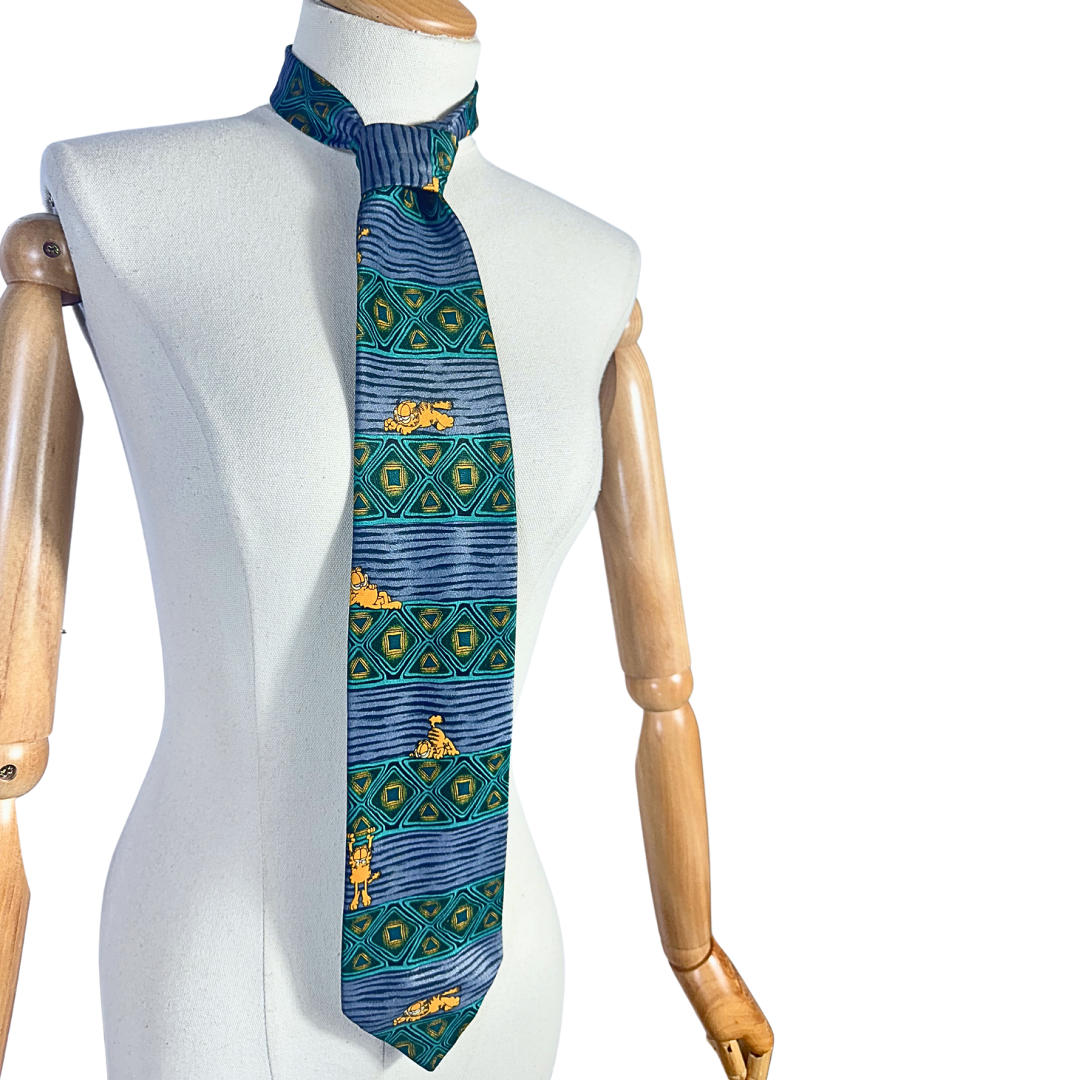 90s Garfield character necktie