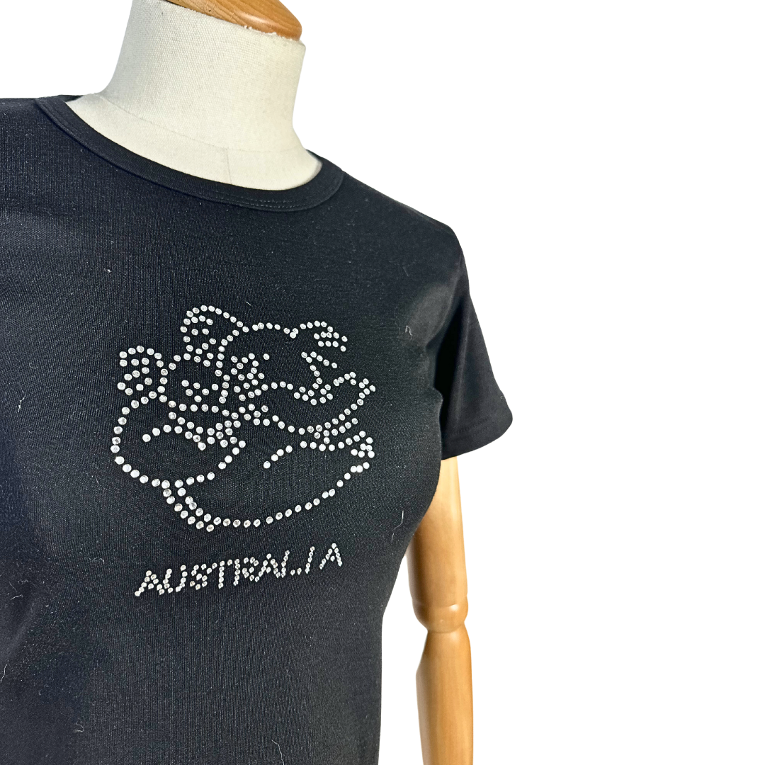 Black 90s Australia baby tee - M