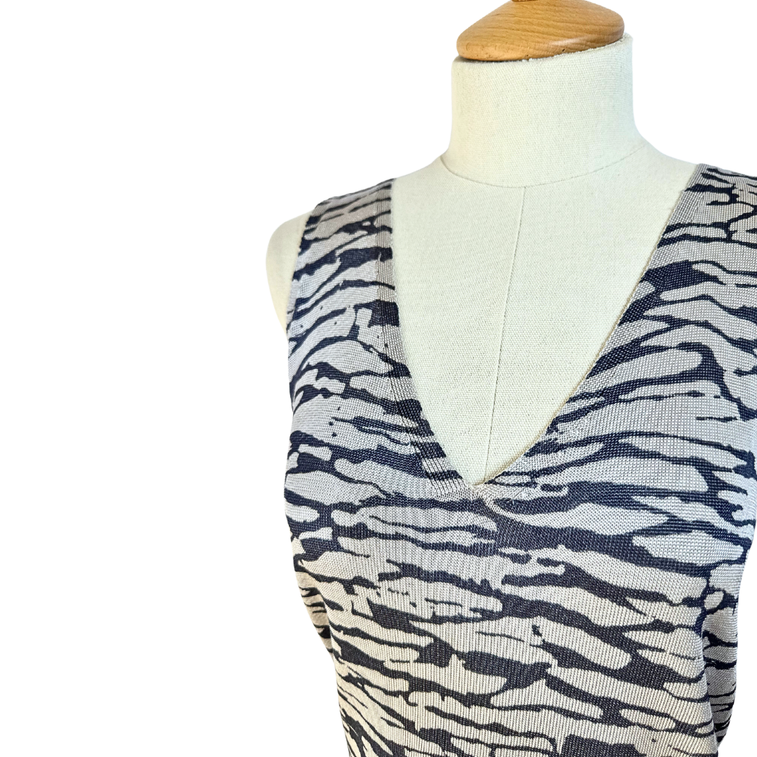 Zebra pattern sleeveless knit top - M