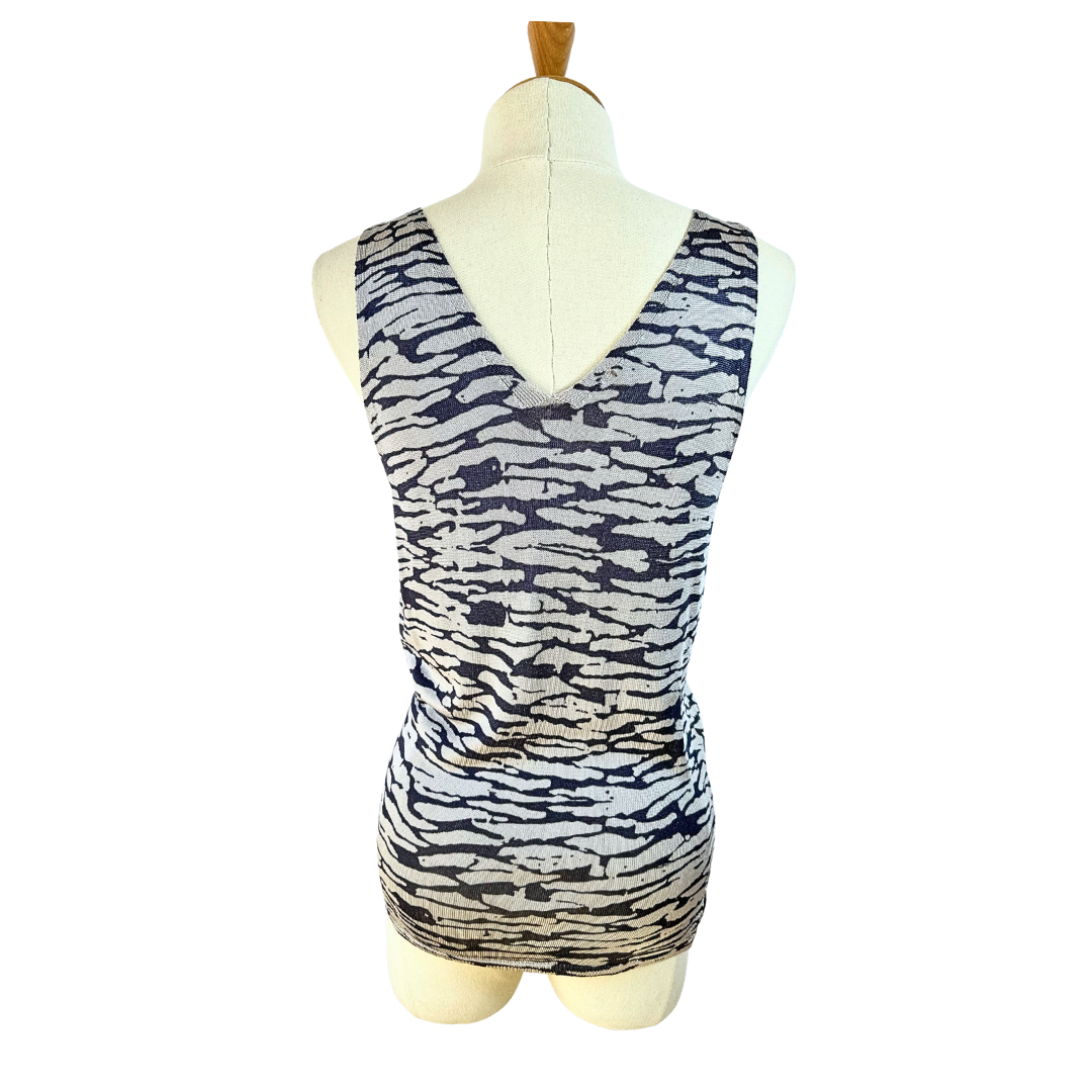 Zebra pattern sleeveless knit top - M