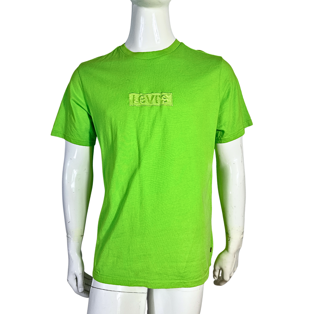 Green Levis tshirt - M