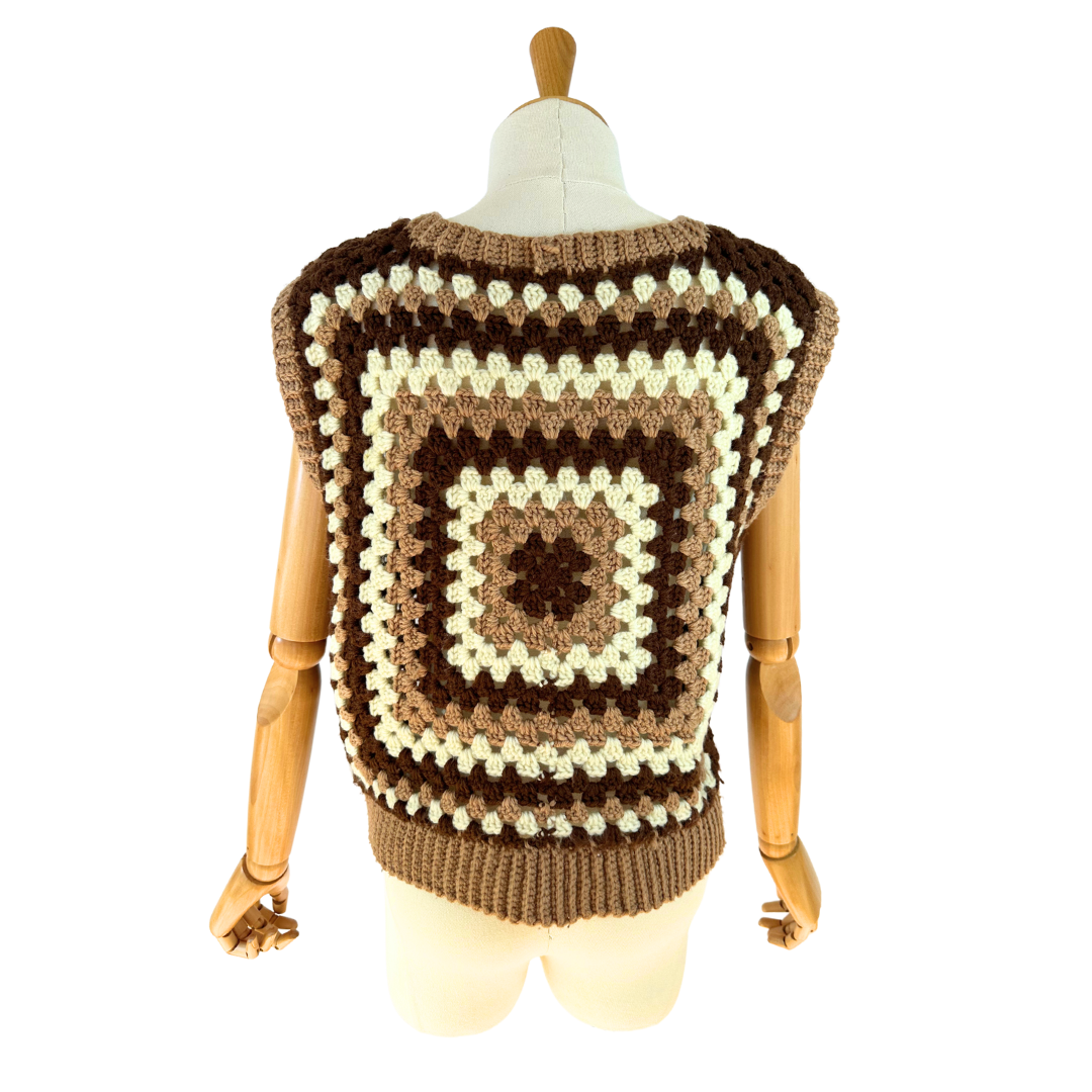 Vintage handmade crochet vest - M