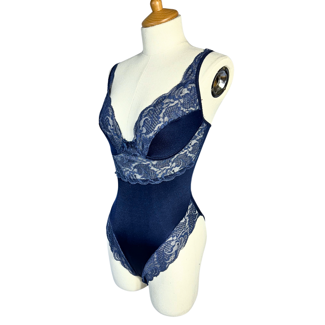 Navy blue 90s lace lingerie bodysuit - M