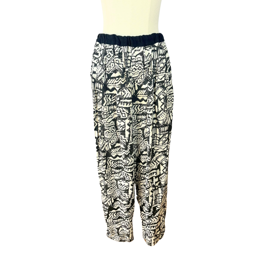 Printed monochrome shirt and pants set - L