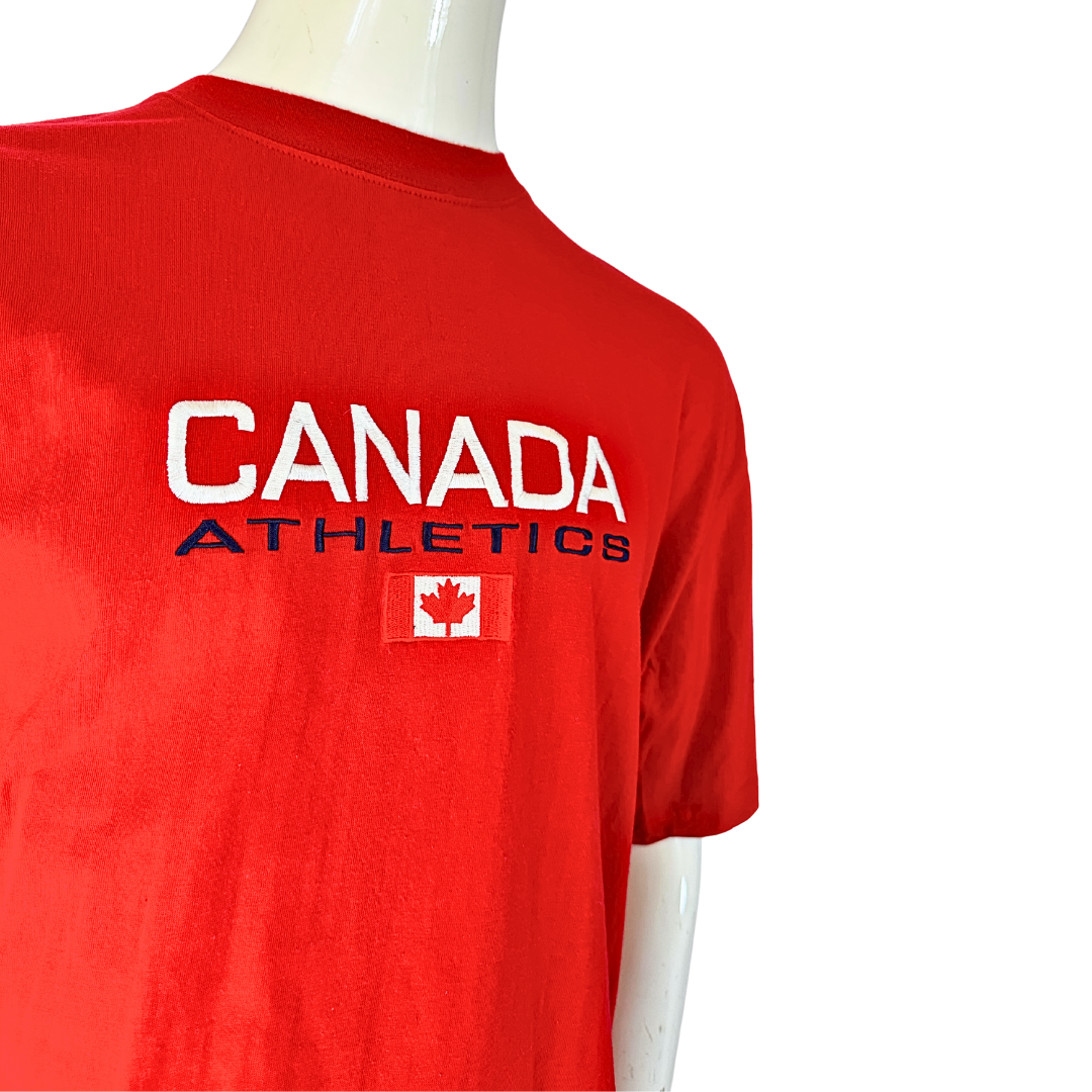 Red Canada embroidered tshirt - L