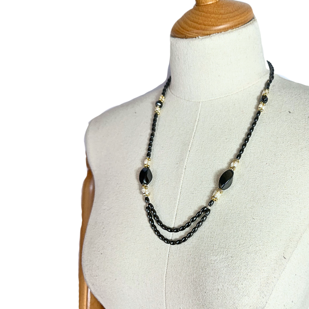 Black hematite and freshwater pearl necklace