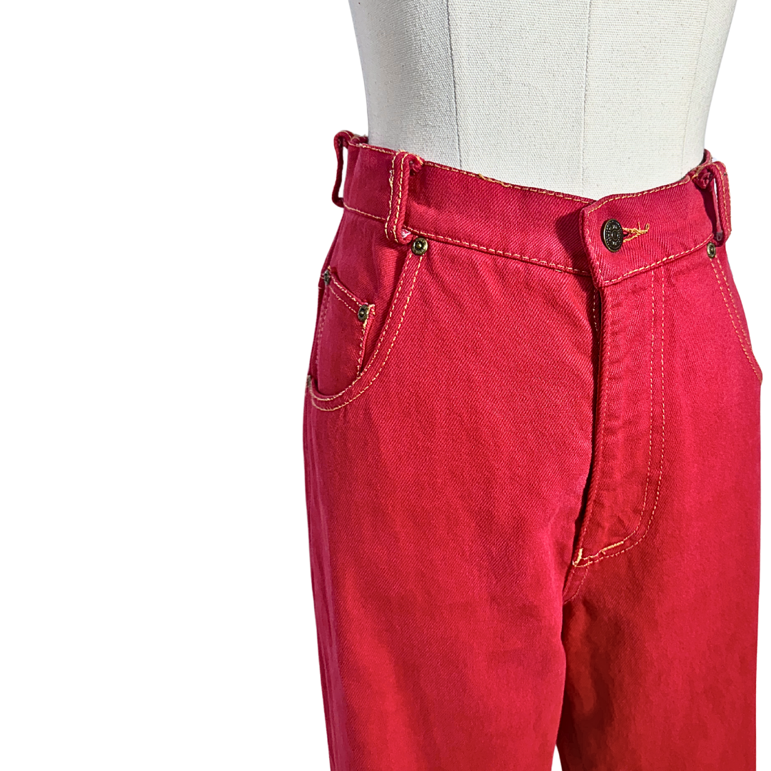 Red 90s high waist jeans - M