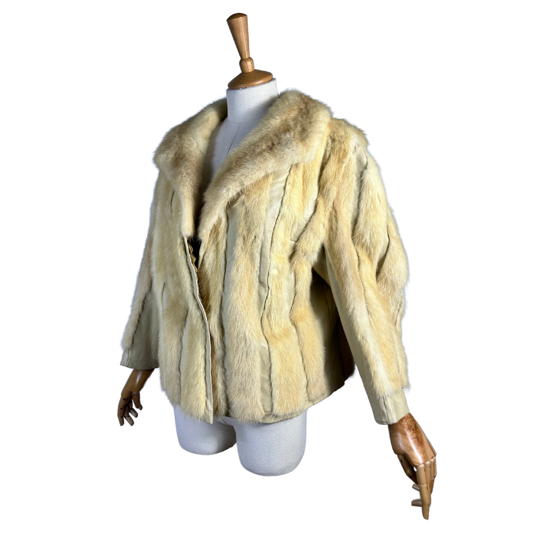Vintage genuine fur jacket - M