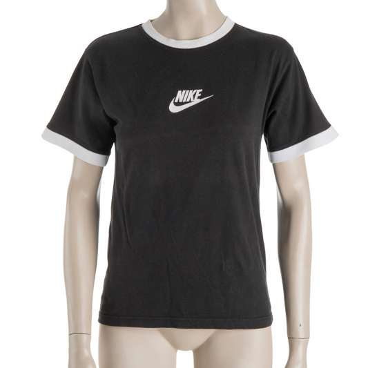 Nike shortsleeve tshirt - S