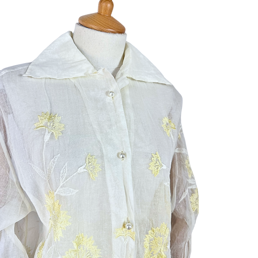 Vintage floral embroidered shirt - M