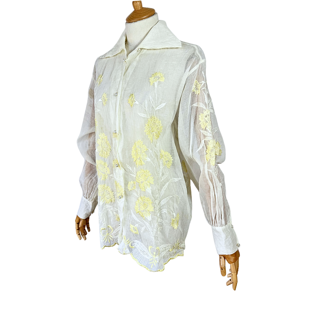 Vintage floral embroidered shirt - M