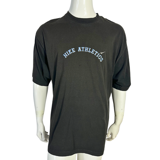 Black Nike embroidered tshirt - XL