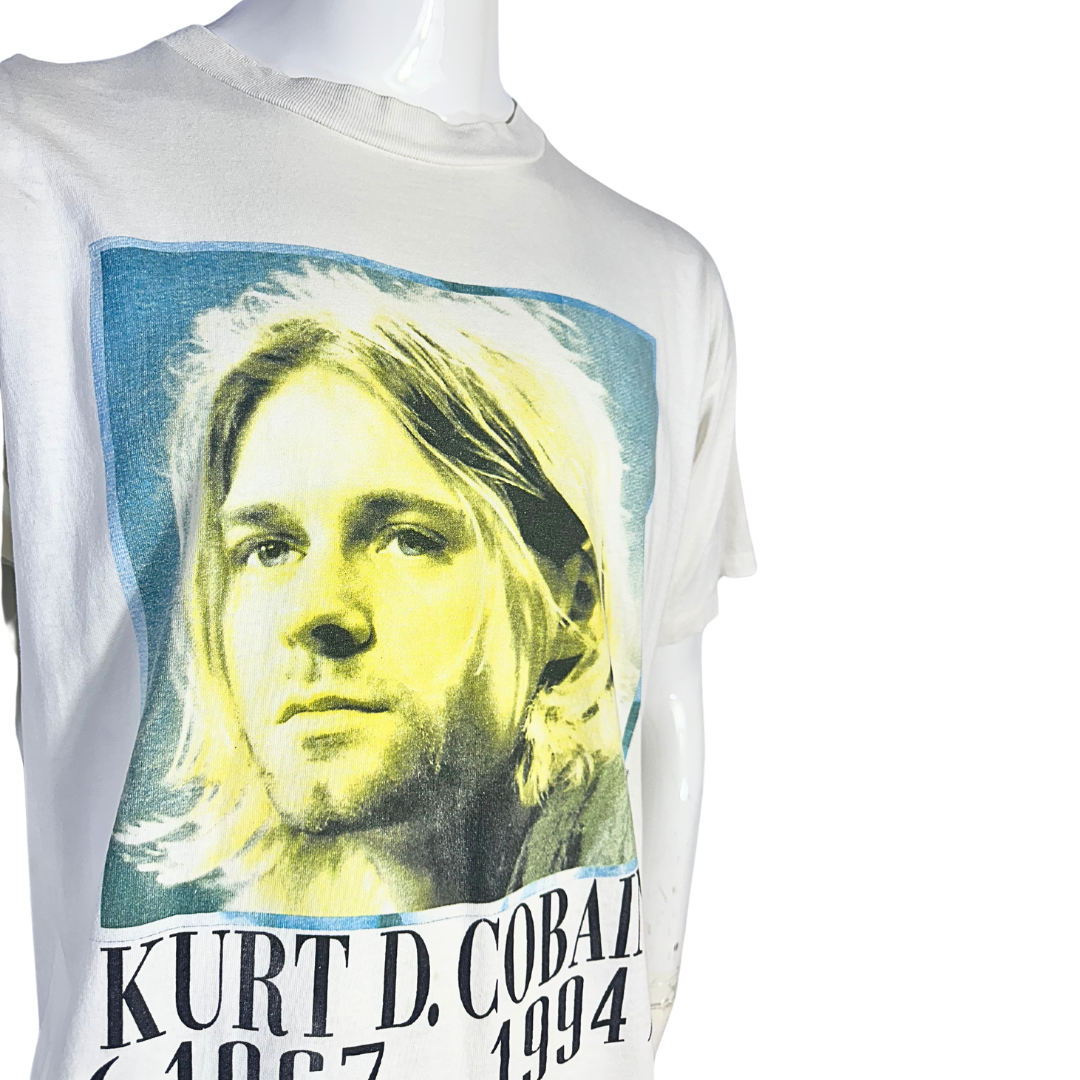 Rare Kurt Cobain memorial painting tshirt - XL