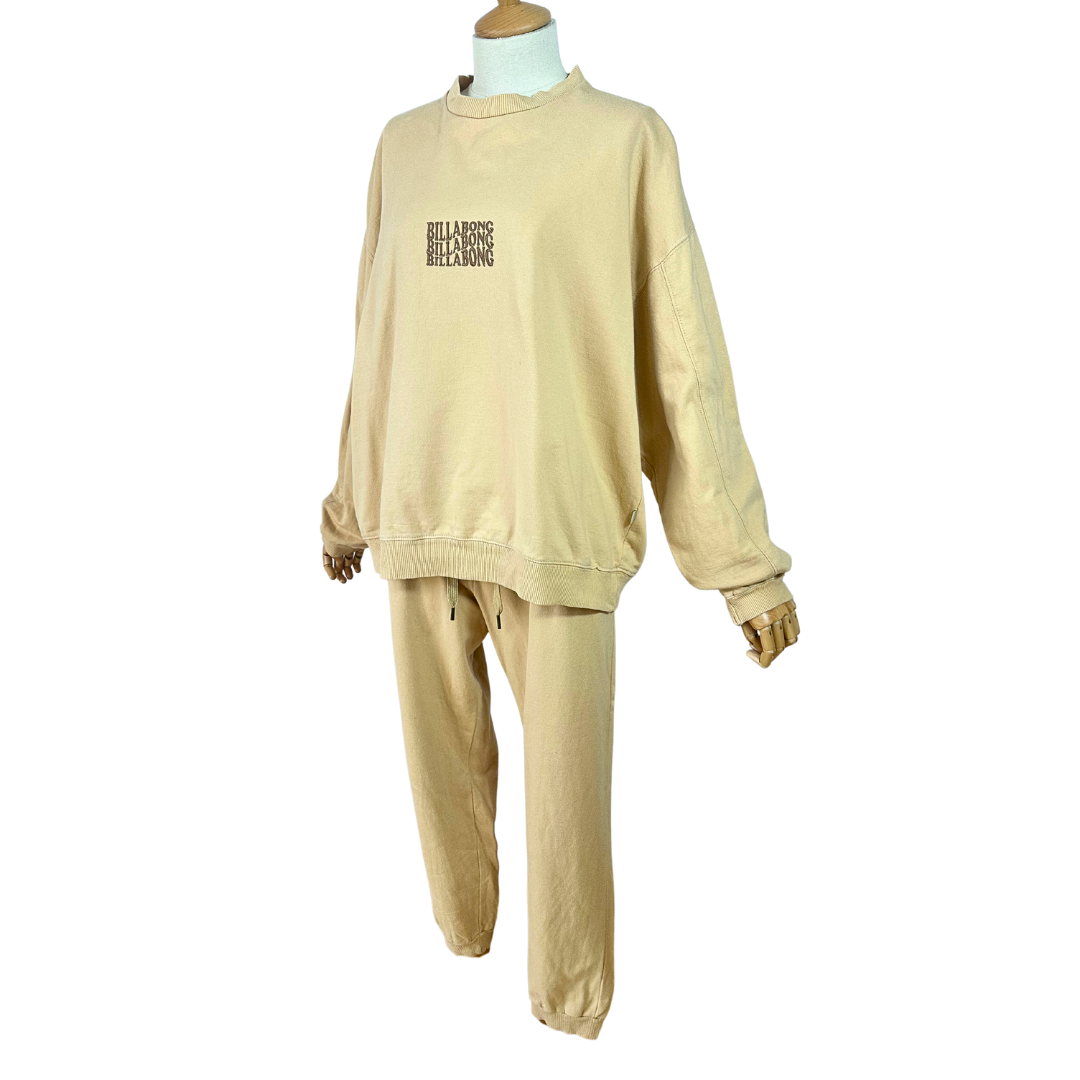 Billabong sweatshirt and pants set - M/L (Free Delivery)