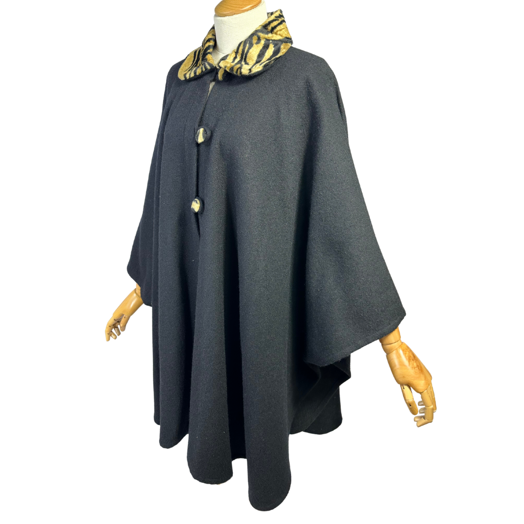 Black vintage cape - S/M/L