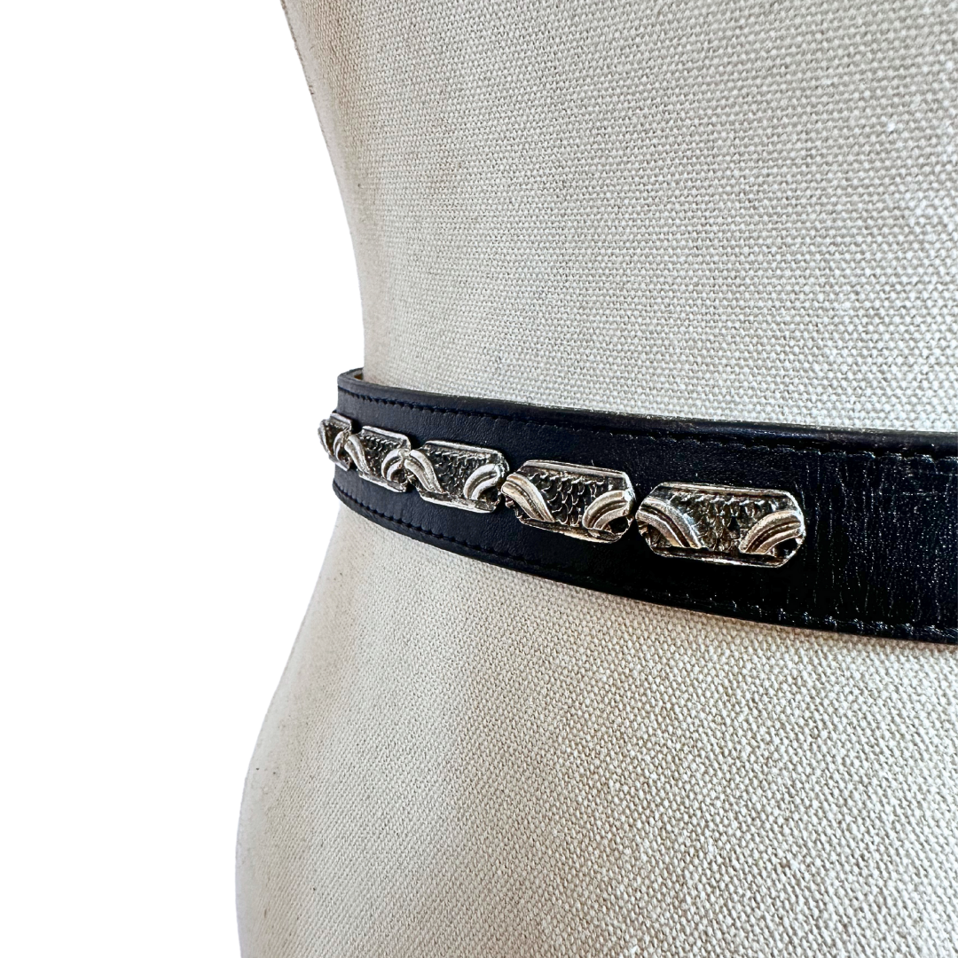 Black vintage leather belt - S