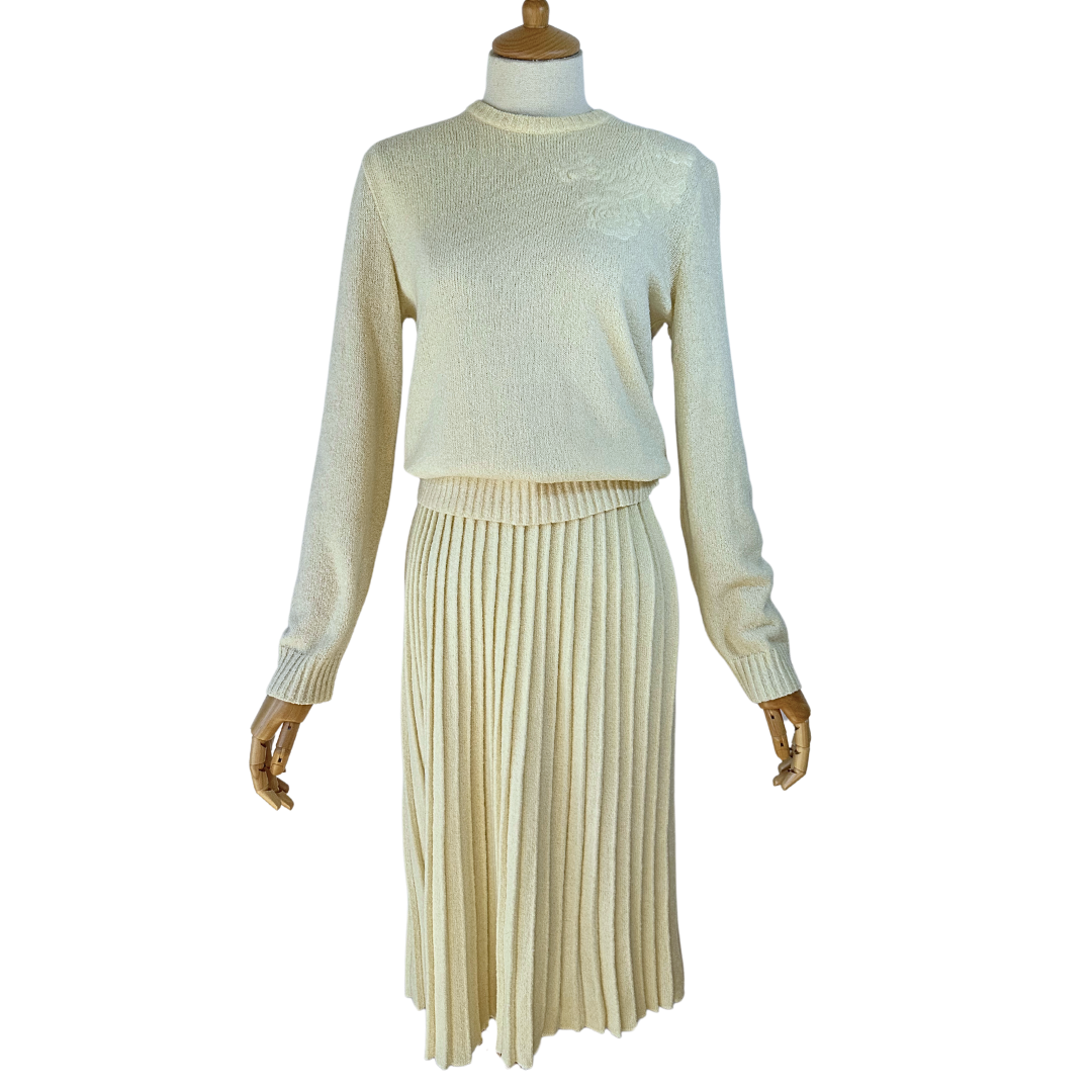 Vintage knitted top and skirt set - M