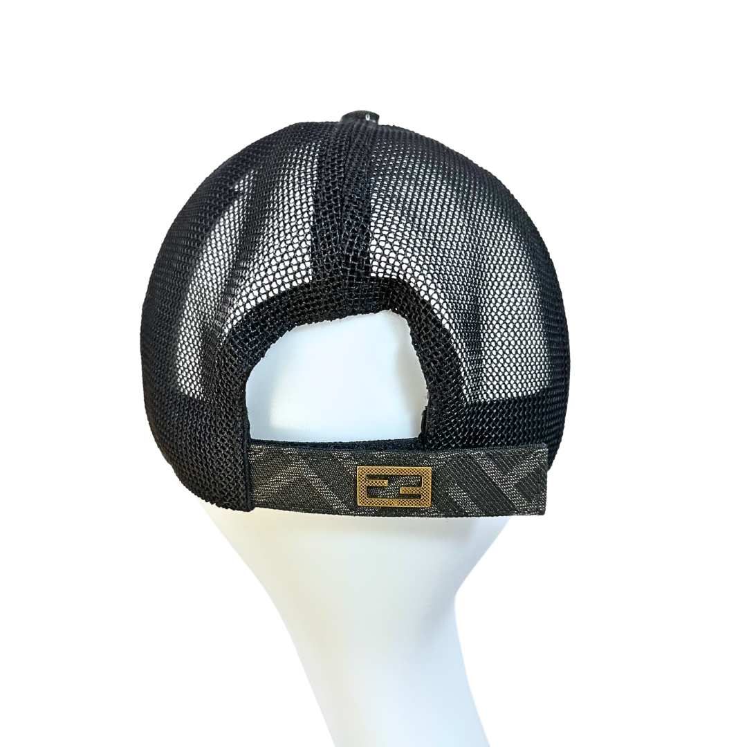 Fendi trucker hat M vintageandthecity