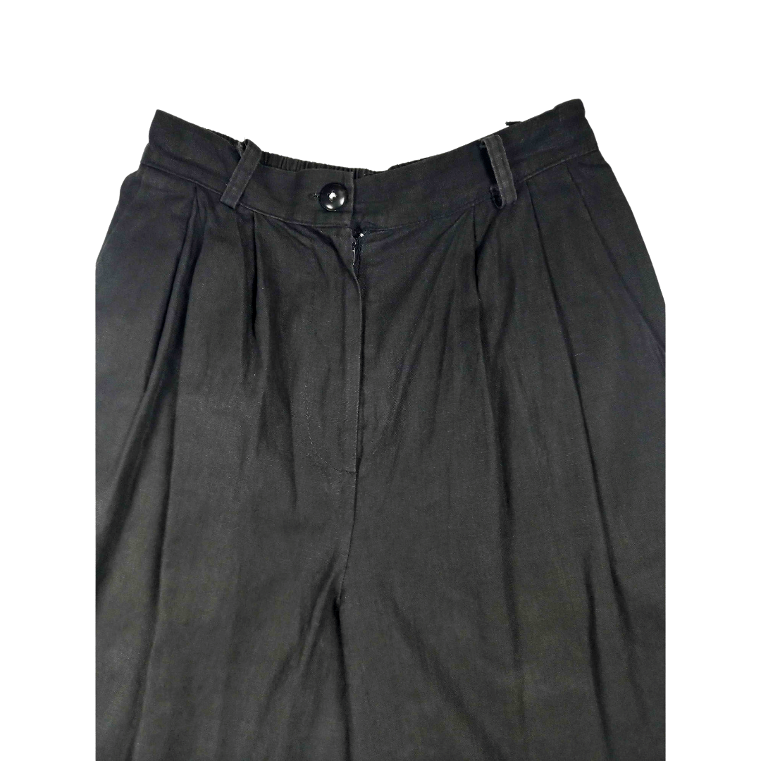 Black high waisted bermuda shorts - XS