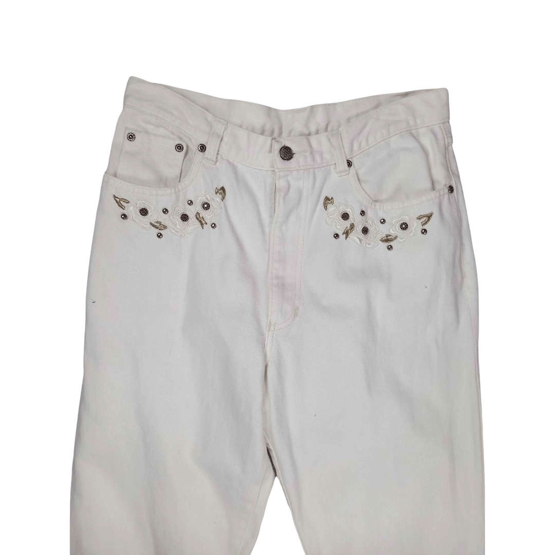 White embroided high waisted jeans- M